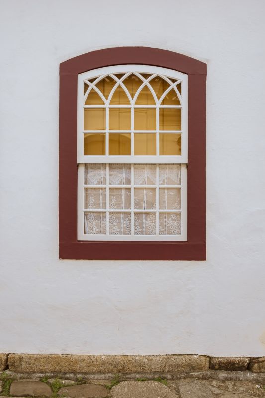 Curved Window Repair in Olathe, KS
